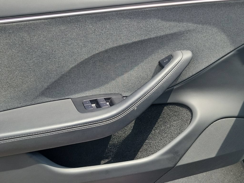2024 Tesla Model 3 BLACK