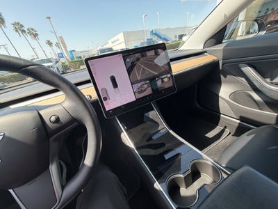 2019 Tesla Model 3 Performance
