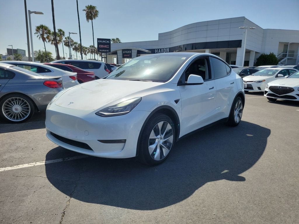 Used 2021 Tesla Model Y Long Range with VIN 5YJYGDEEXMF255742 for sale in Anaheim, CA