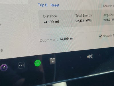 2023 Tesla Model Y Performance