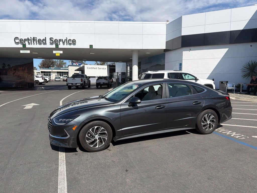 2023 Hyundai Sonata Hybrid Blue