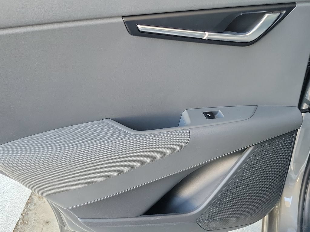 2024 Kia Niro EX