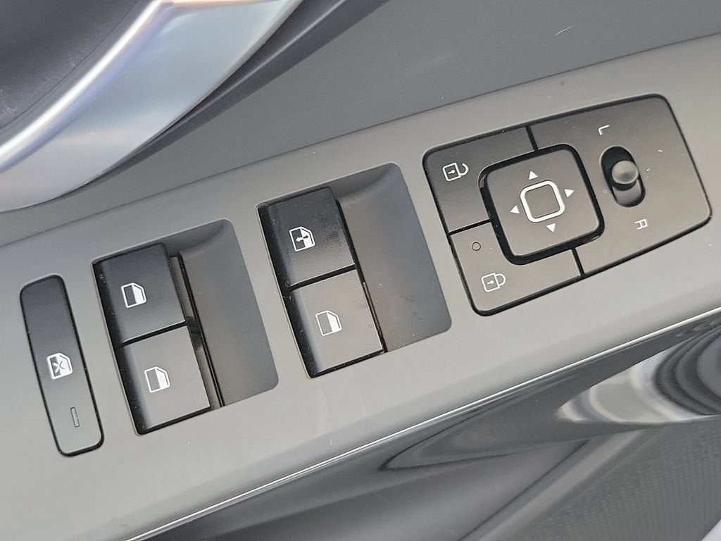 2024 Kia Niro EX