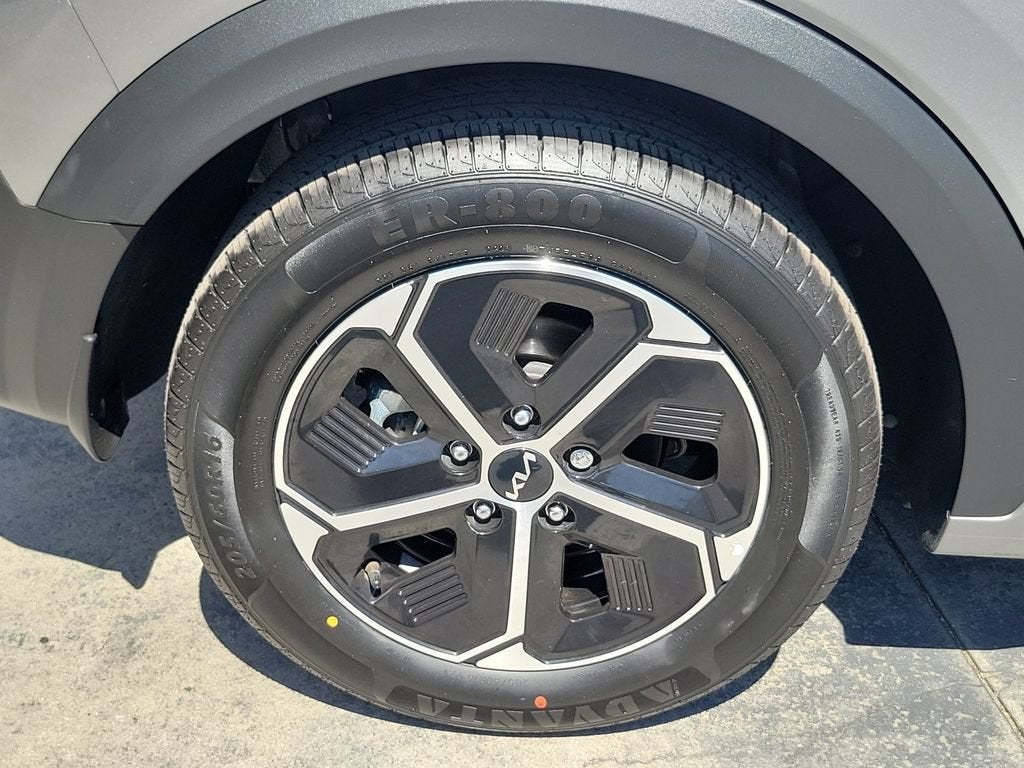 2024 Kia Niro EX