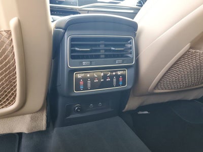 2023 Audi Q8 Premium Plus 55 TFSI quattro Tiptronic