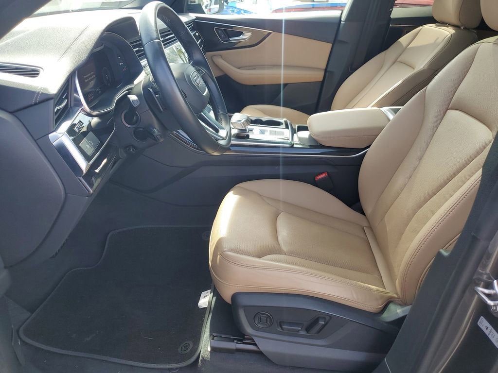 2023 Audi Q8 Premium Plus 55 TFSI quattro Tiptronic