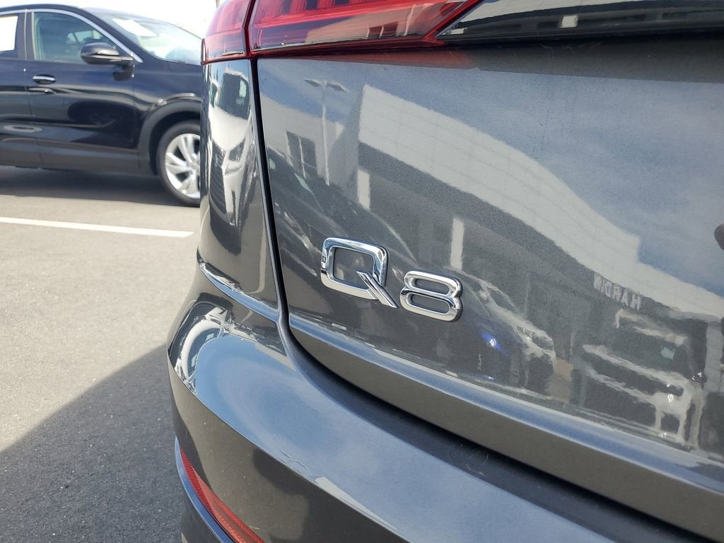 2023 Audi Q8 Premium Plus 55 TFSI quattro Tiptronic