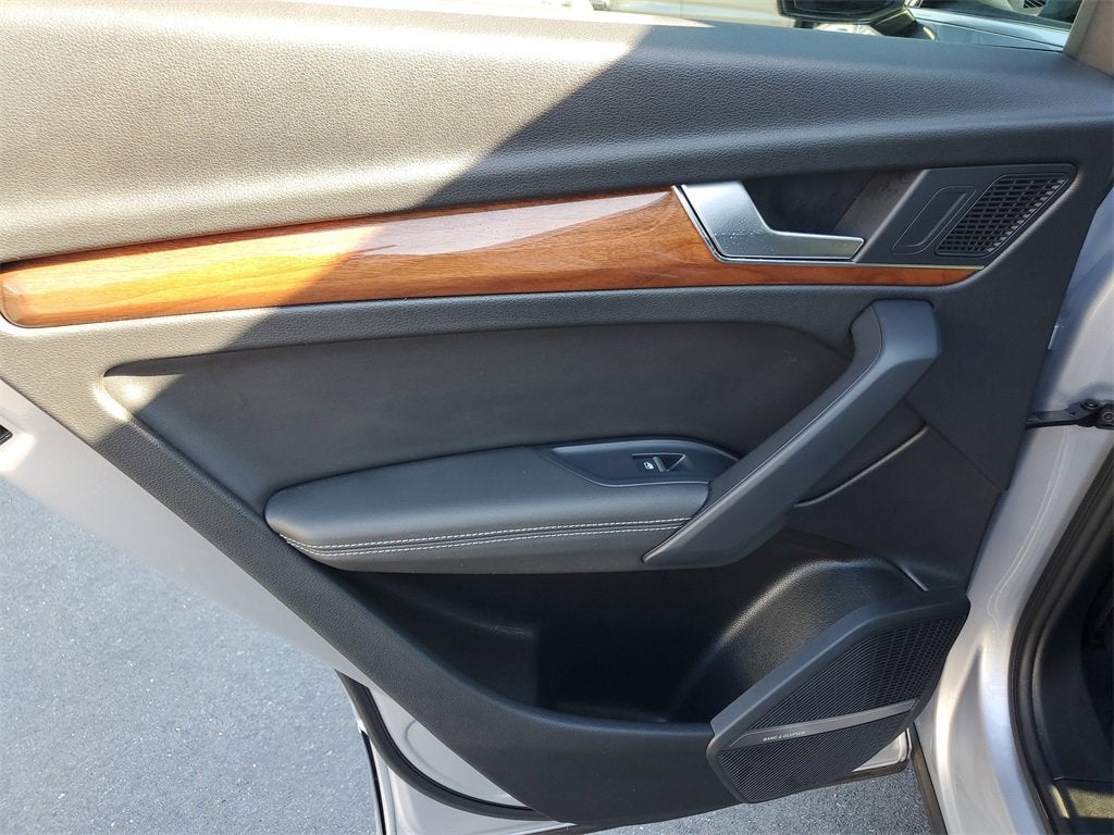 2022 Audi Q5 Premium Plus 45 TFSI S line quattro S tronic